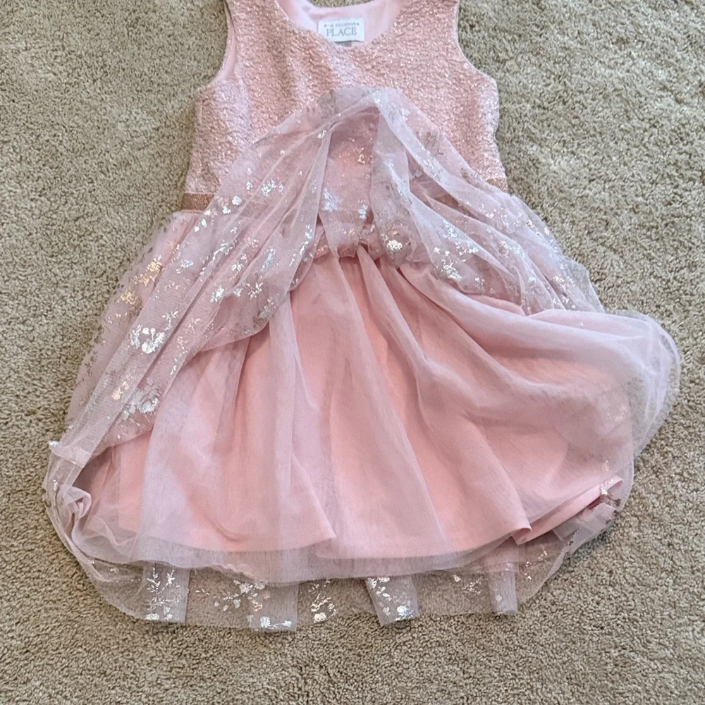 The Children's Place Pink Sparkle Dress. 5T. Hardly wore. Pink and gold